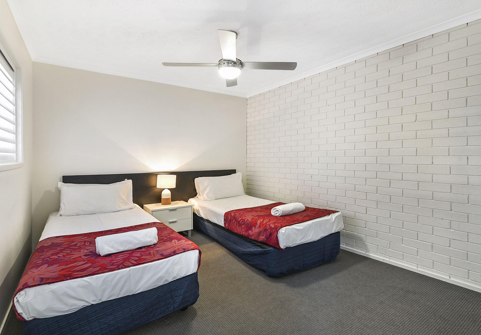 Broadbeach Travel Inn Apartments Gold Coast Kültér fotó