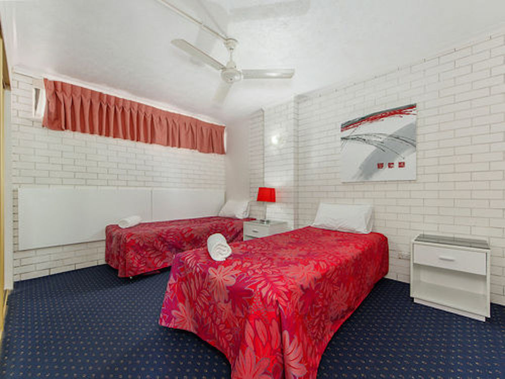 Broadbeach Travel Inn Apartments Gold Coast Kültér fotó