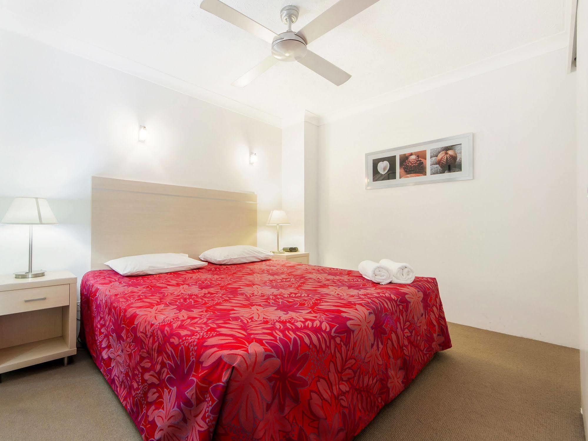 Broadbeach Travel Inn Apartments Gold Coast Kültér fotó